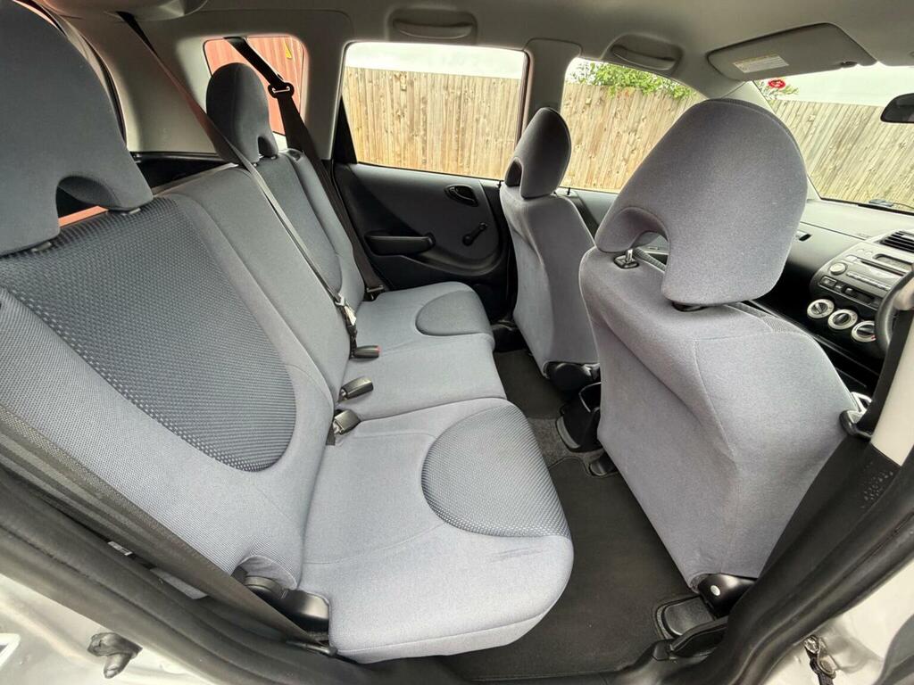 Honda Jazz Dsi Se Silver #36