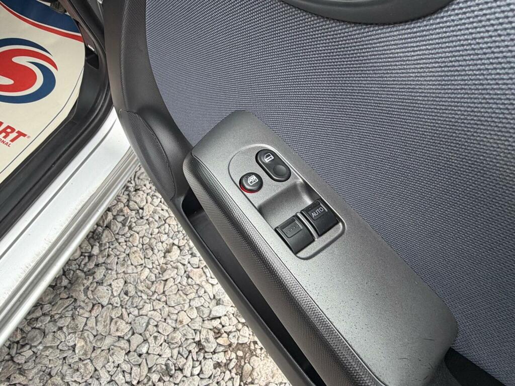 Honda Jazz Dsi Se Silver #30