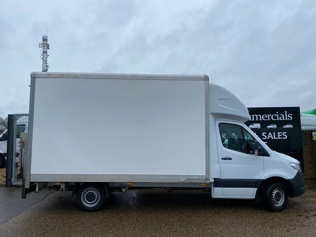 Mercedes-Benz Sprinter 315 Cdi 2.0 150 Progressive Luton Box Van Tail Lif GX72CCD White #3
