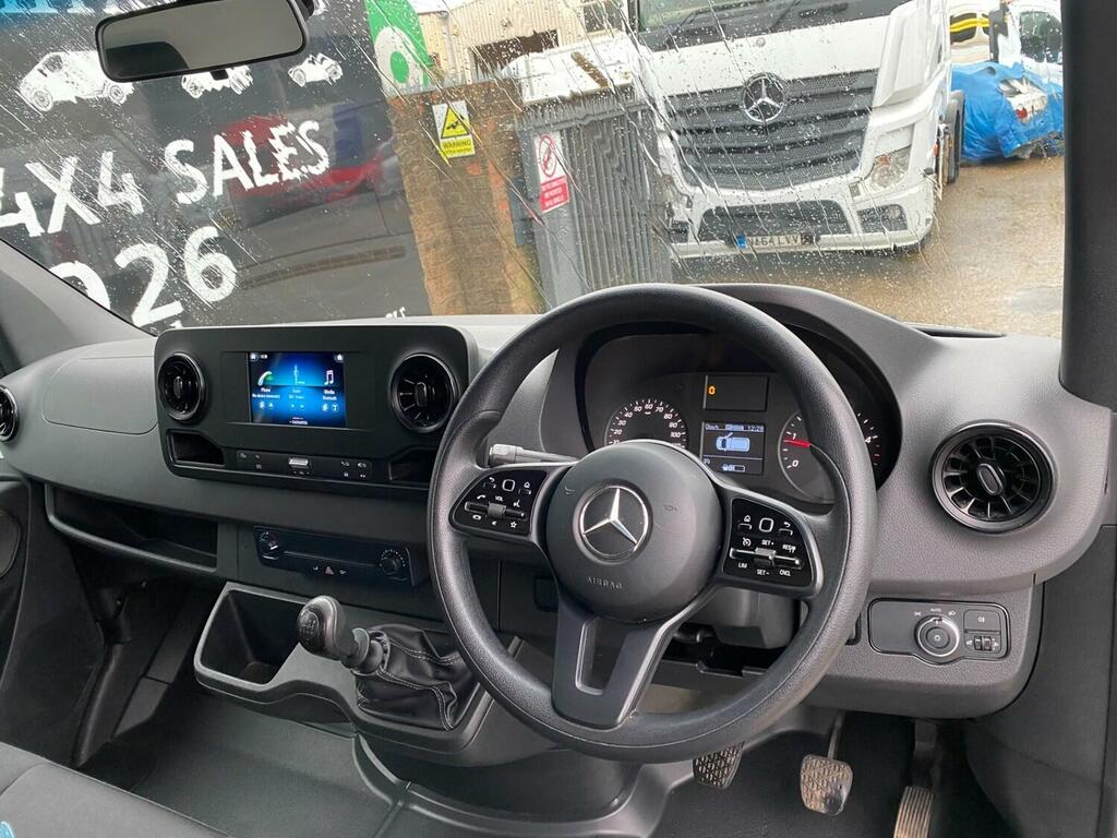 Mercedes-Benz Sprinter 315 Cdi 2.0 150 Progressive Luton Box Van Tail Lif GX72CCD White #5