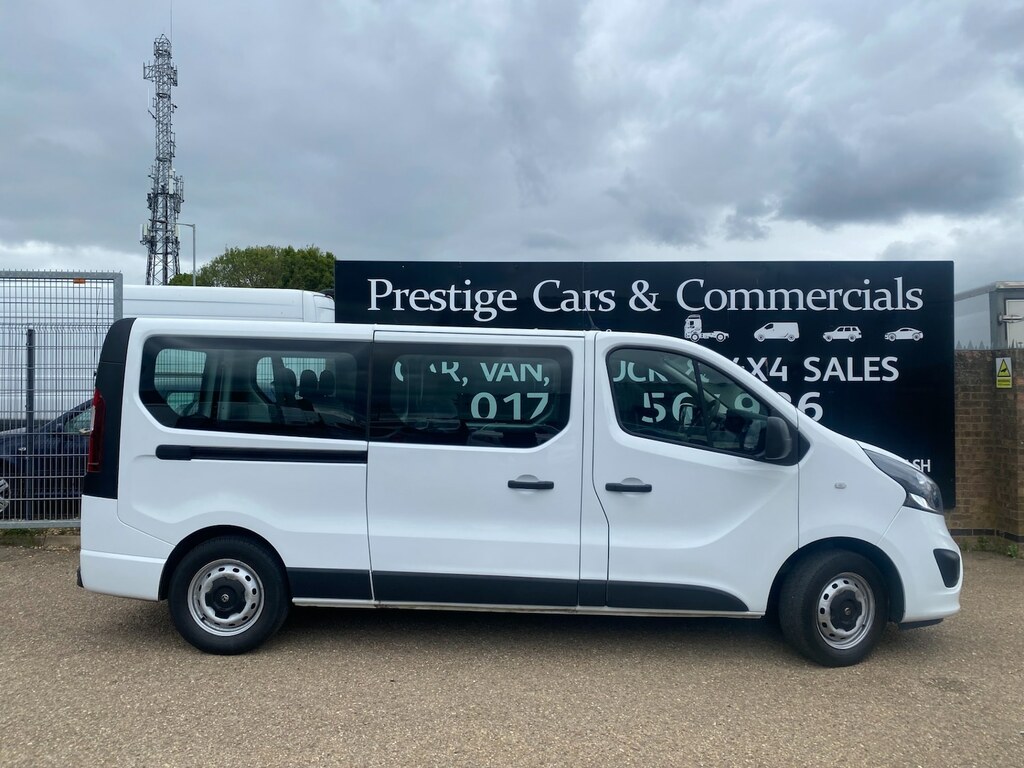 Vauxhall Vivaro 2900 1.6Cdti Biturbo 125Ps Combi 9 Seater Mpv Mini DF67AYB White #3