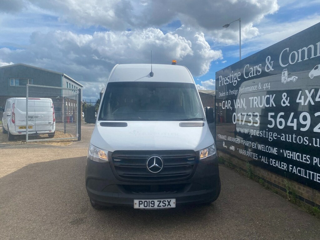 Mercedes-Benz Sprinter 314 Cdi 2.1 Mwb Welfare Crew Van 7 Seater Ac Sink White