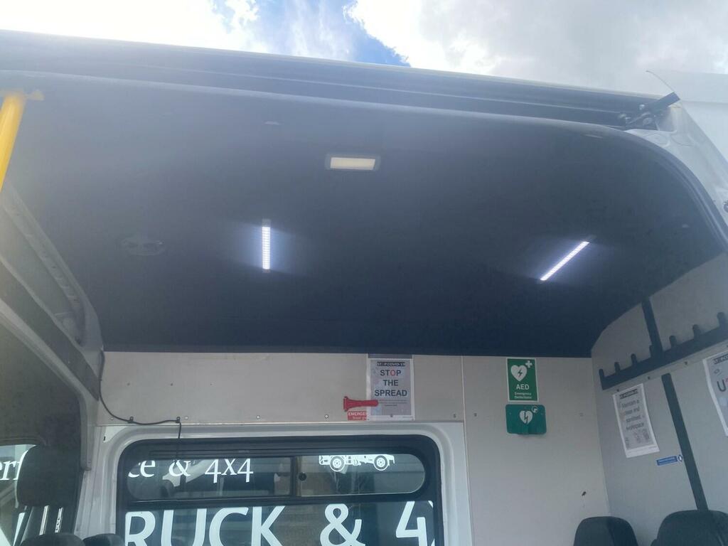 Mercedes-Benz Sprinter 316 Cdi Panel Van White #18