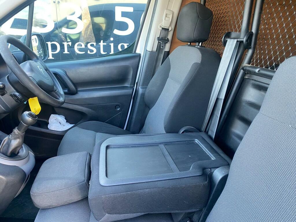 Citroen Berlingo Mpv Black #30