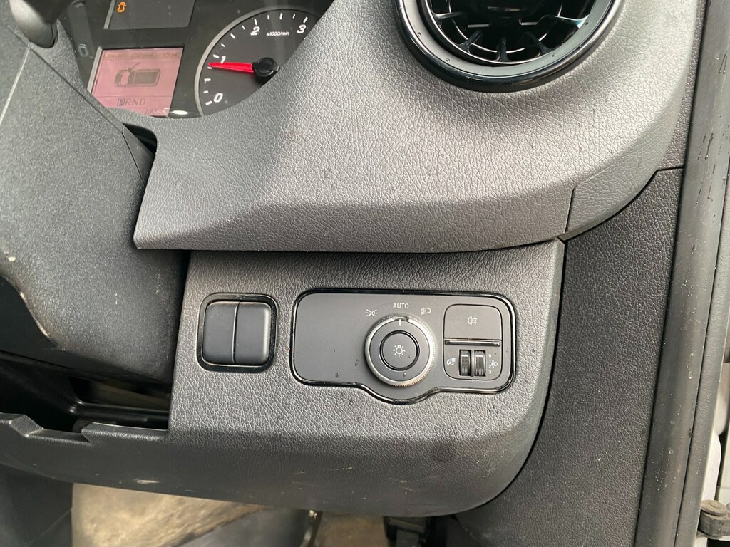 Mercedes-Benz Sprinter 2.1L Progressive White #19