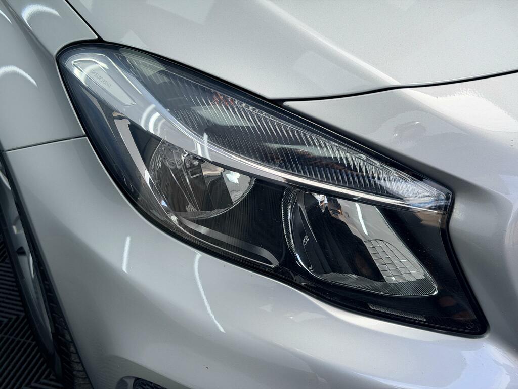 Mercedes-Benz GLA Class Amg Line Silver #5
