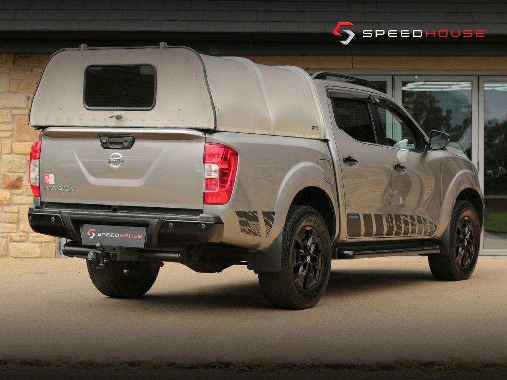 Nissan Navara 2.3 Navara N-guard Dci 4Wd Grey #5