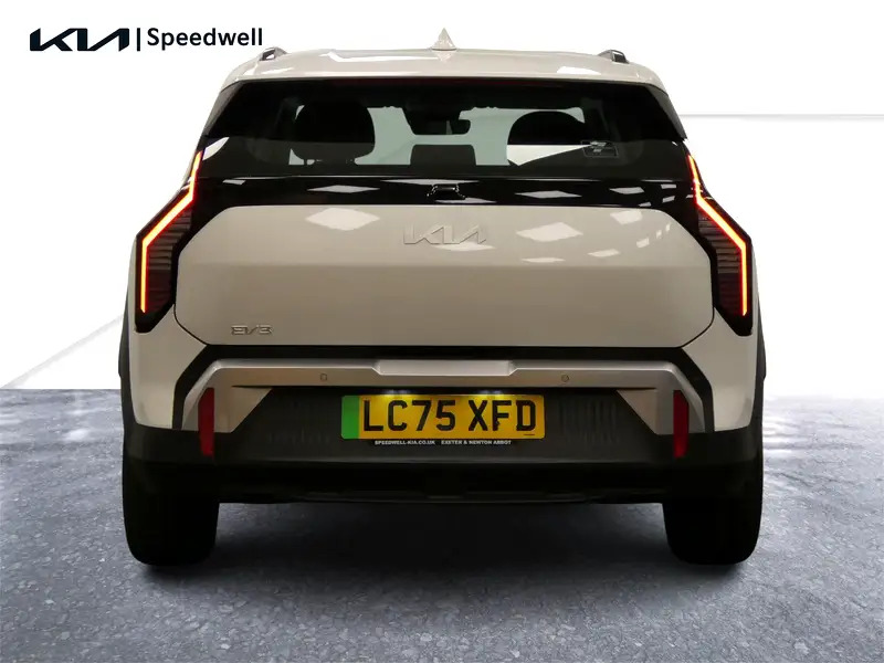 Kia EV3 81.4Kwh Air LC75XFD White #5