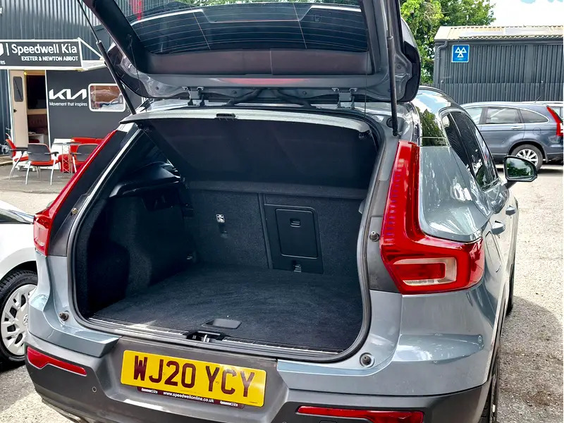Volvo XC40 2.0 T4 R-design Euro 6 Ss WJ20YCY Grey #3