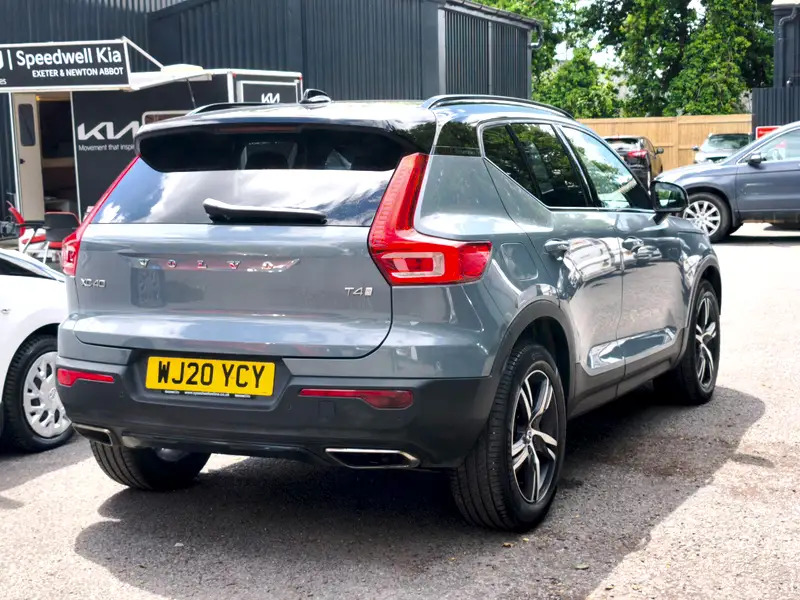 2020 Volvo XC40