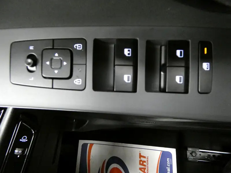 Kia e-Niro 64.8Kwh 2 Green #24
