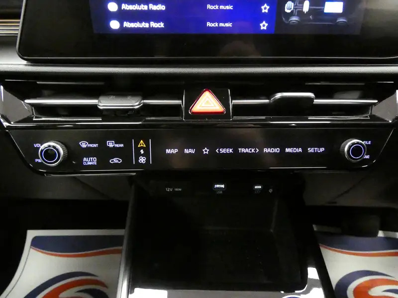 Kia Niro 1.6 Hybrid 4 Dct Black #19