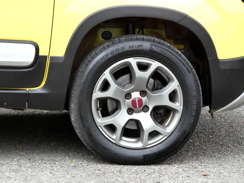 Fiat Panda City Cross White #16