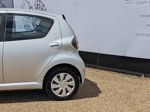 Toyota Aygo Vvt-i Ice #6