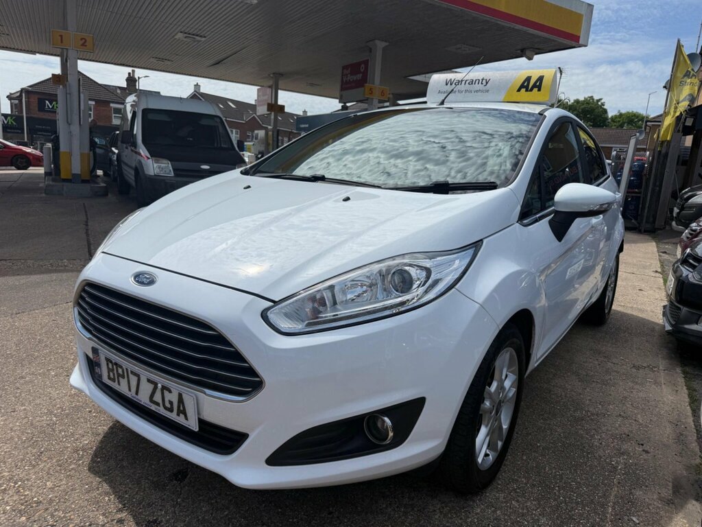 Ford Fiesta 1.25 Zetec Euro 6 BP17ZGA White #3