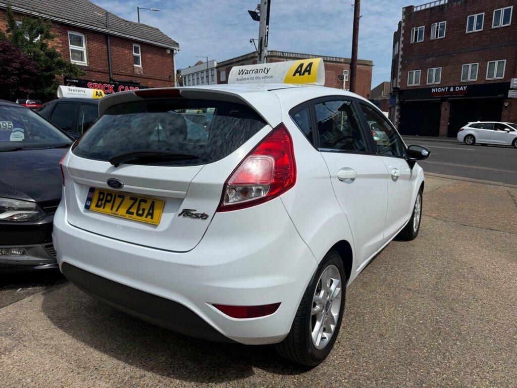 Ford Fiesta 1.25 Zetec Euro 6 BP17ZGA White #6