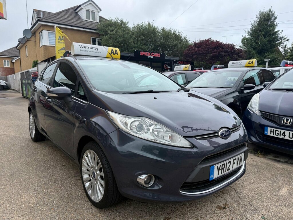 Ford Fiesta 1.4 Titanium Grey