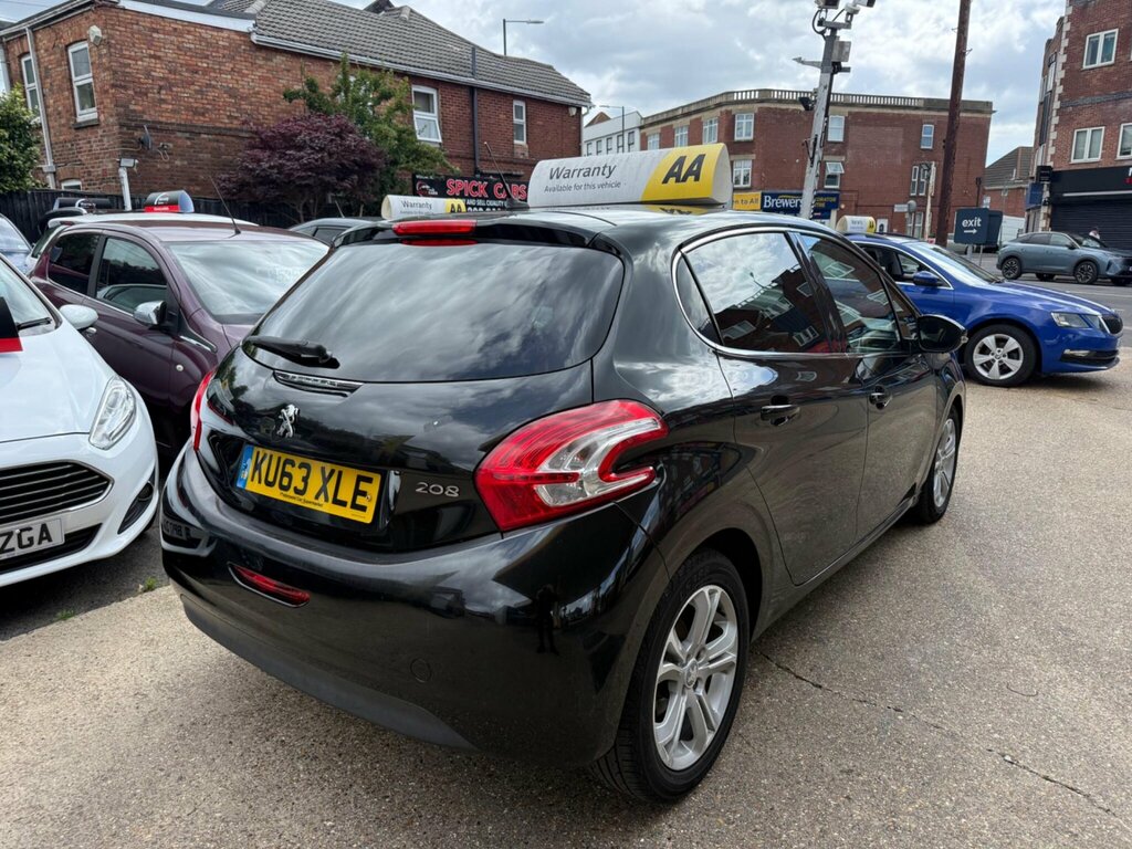 Peugeot 208 1.6 Vti Allure Euro 5 Black #6