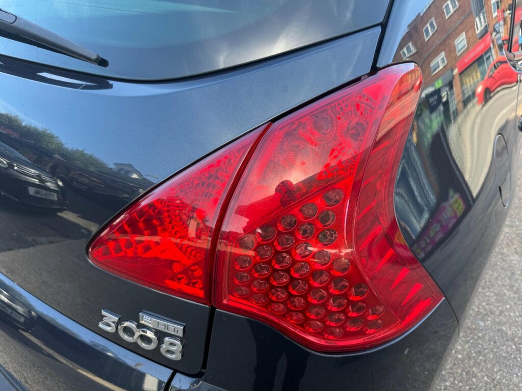 Peugeot 3008 E-hdi Active Black #8