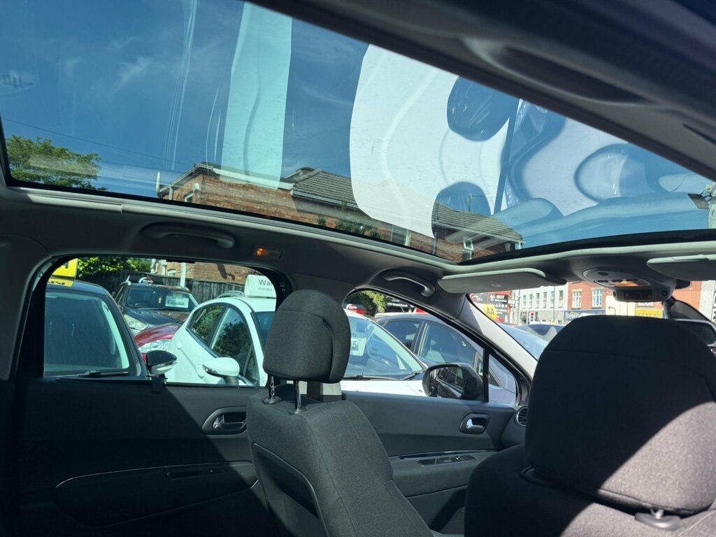 Peugeot 3008 E-hdi Active Black #17