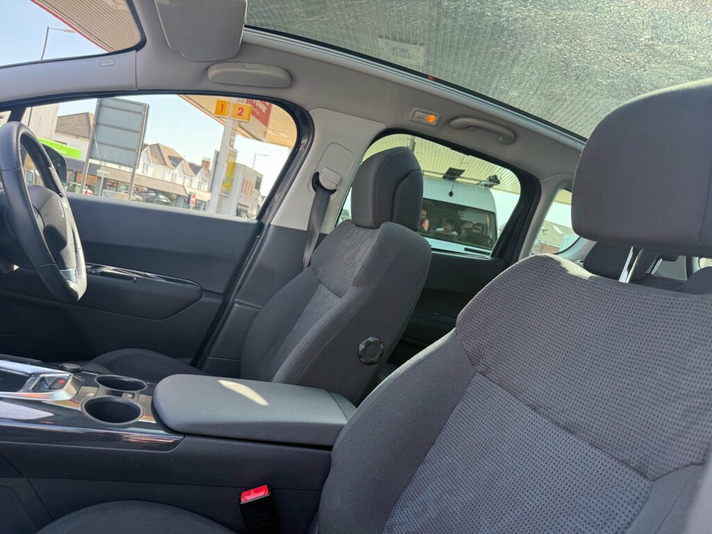 Peugeot 3008 E-hdi Active Black #20
