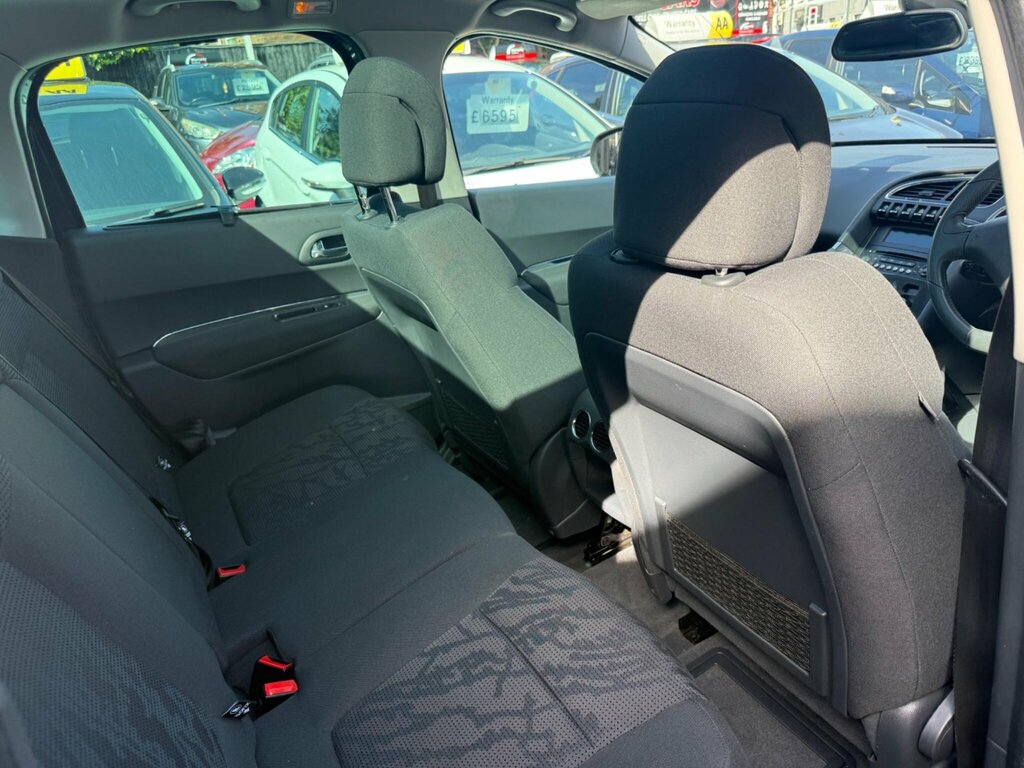 Peugeot 3008 E-hdi Active Black #15