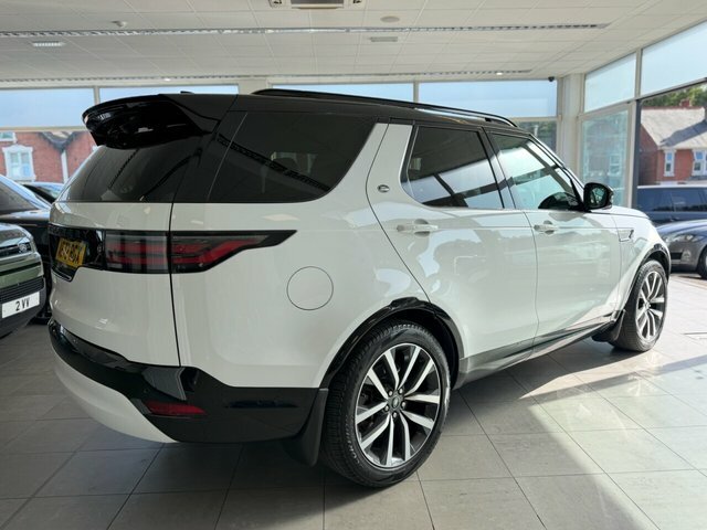 Land Rover Discovery D300 Mhev R-dynamic Se AE72RGX White #2