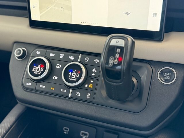 Land Rover Defender X-dynamic Hse Red #34