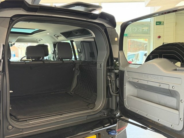 Land Rover Defender X-dynamic Hse Red #12