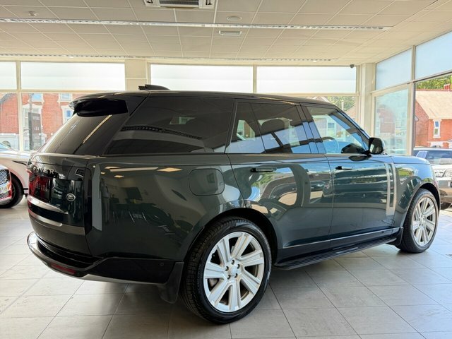 Land Rover Range Rover D350 Mhev Hse Suv Green #2