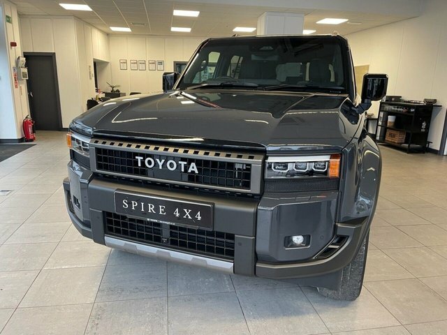 Toyota Land Cruiser Active D-4d Grey #13