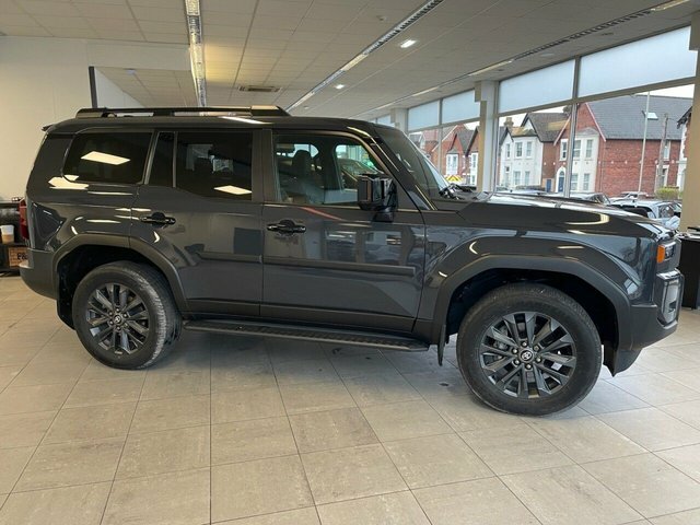 Toyota Land Cruiser Invincible Suv Grey #3