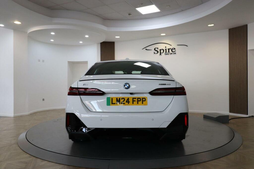 BMW i5 Saloon 40 83.9Kwh M Sport Pro Edrive 11K White #6