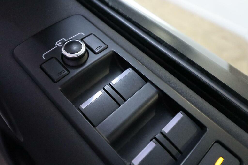 Land Rover Discovery 3L Hse Luxury Black #53