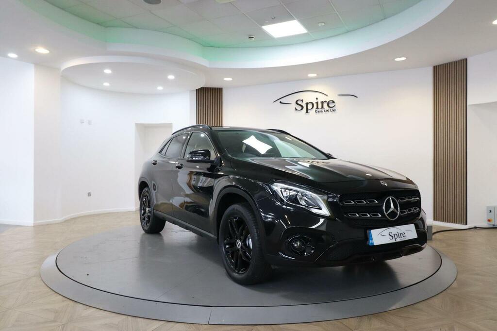 Mercedes-Benz GLA Class 1.6 Gla180 Urban Edition 7G-dct Euro 6 Ss Black #3