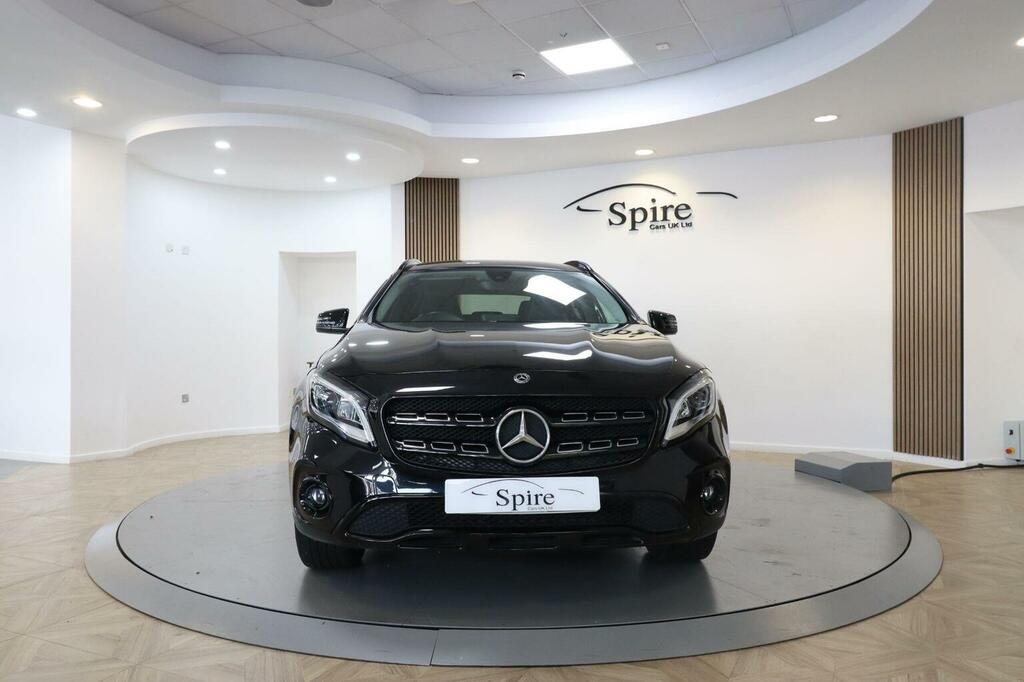 Mercedes-Benz GLA Class 1.6 Gla180 Urban Edition 7G-dct Euro 6 Ss Black #2