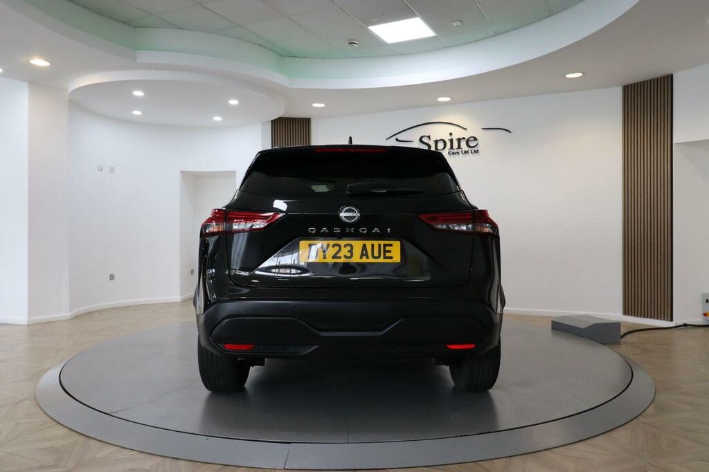 Nissan Qashqai Suv 1.3 Dig-t Mhev Acenta Premium Xtron Euro 6 S DY23AUE Black #6