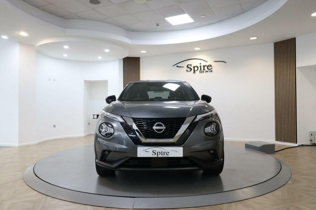 Nissan Juke Suv 1.0 Dig-t Tekna Dct Euro 6 Ss 202 PK23HKZ Grey #2