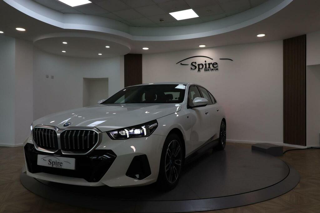BMW i5 M60 83.9Kwh Xdrive Grey #44