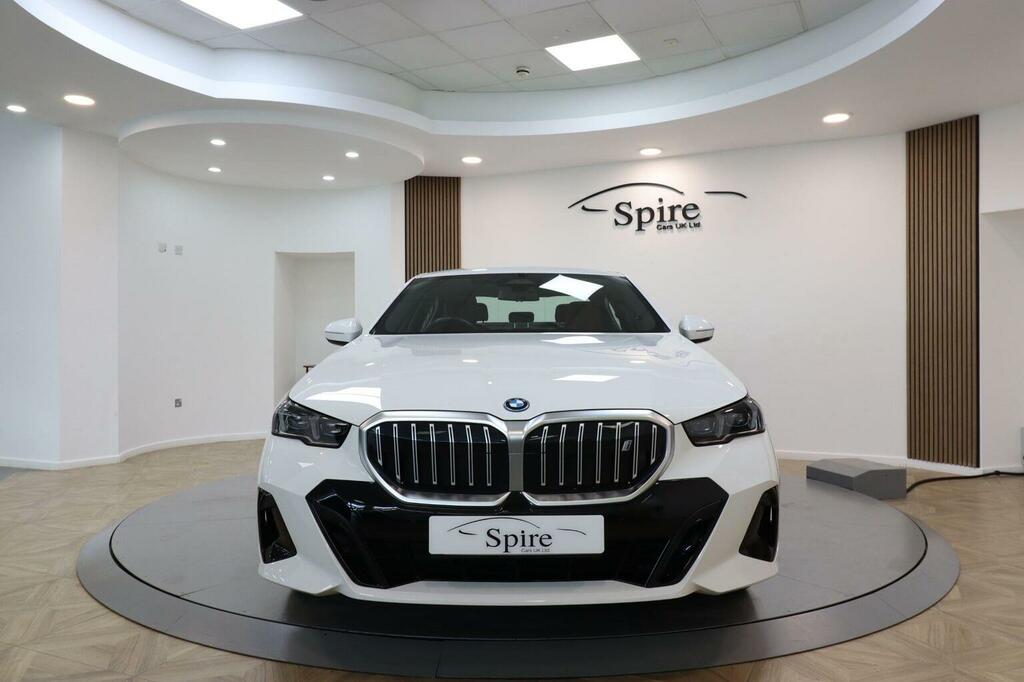 BMW i5 M60 83.9Kwh Xdrive Grey #46