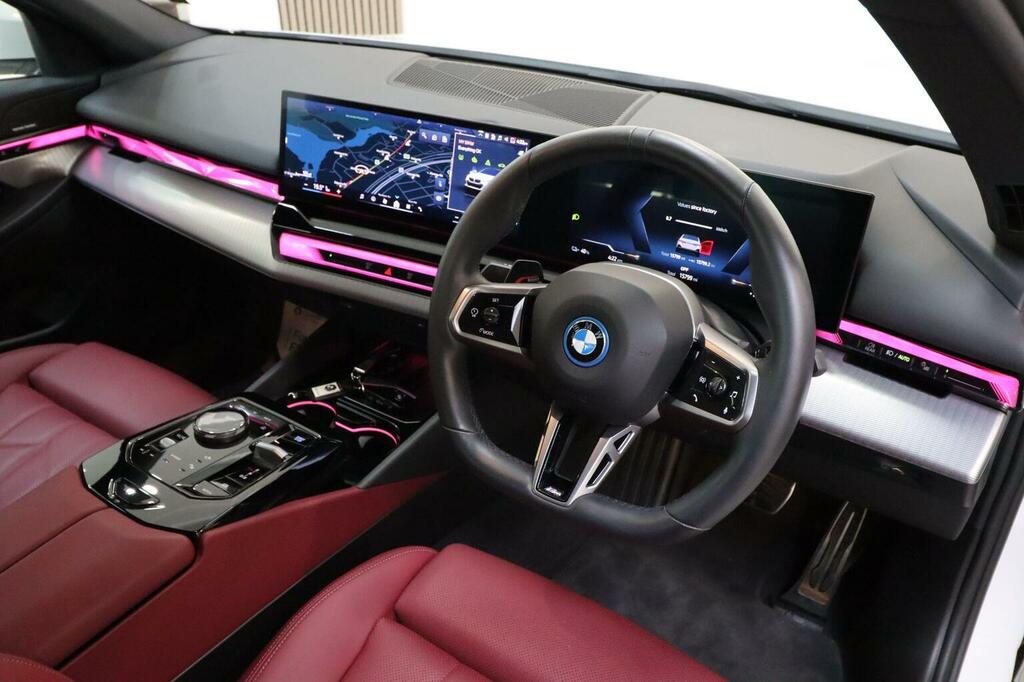 BMW i5 M60 83.9Kwh Xdrive Grey #15