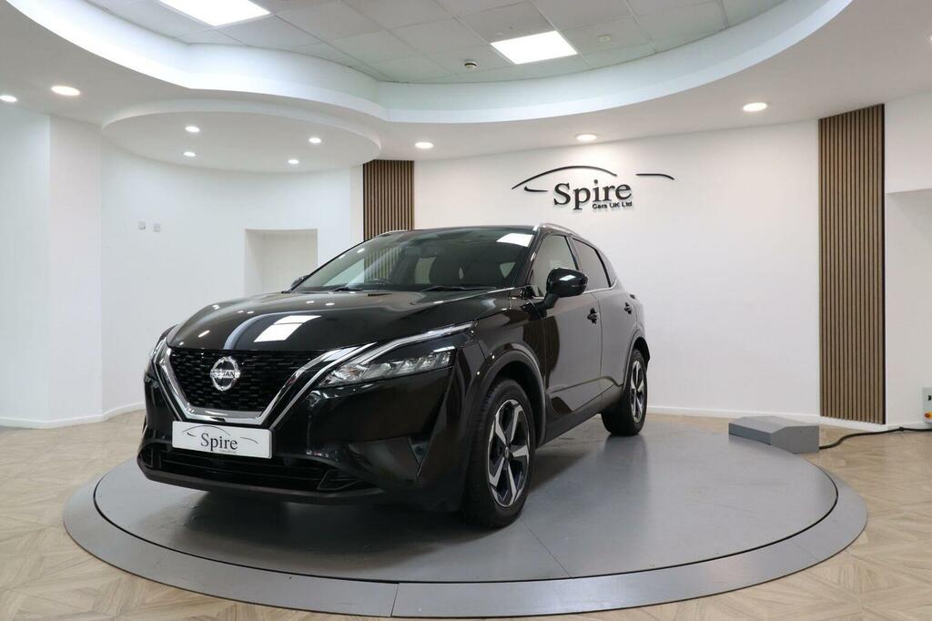 Nissan Qashqai 1.3 Dig-t Mhev N-connecta Xtron Euro 6 Ss Black