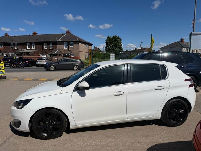 Peugeot 308 Bluehdi Allure Hatchback White #5