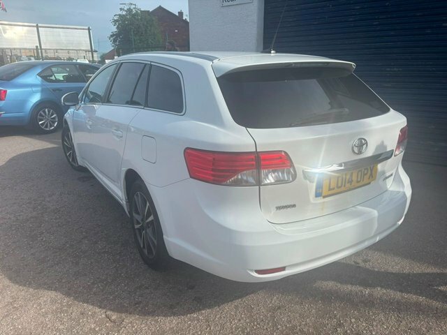 Toyota Avensis D-4d Icon Tourer LO14OPX White #6