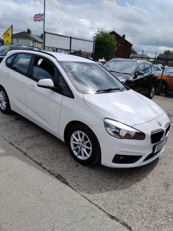 BMW 2 Series Active Tourer 216D Se Mpv White