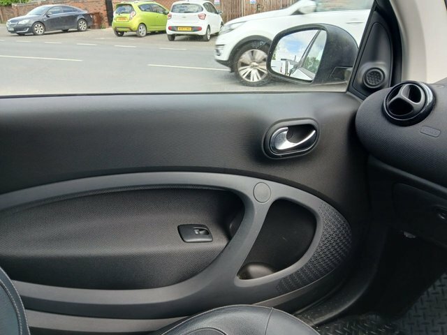 Smart Fortwo Coupe Black #12