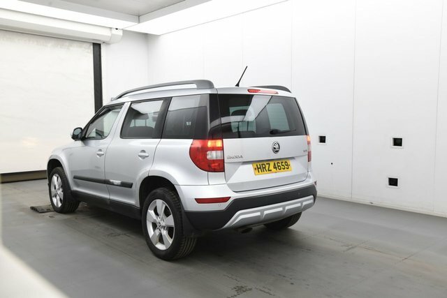 Skoda Yeti Tsi Se Outdoor Silver #3