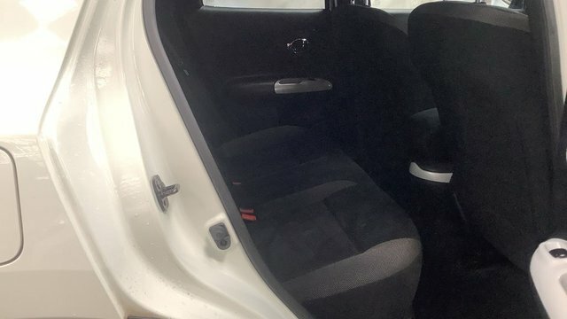 Nissan Juke Acenta Premium Dci White #10