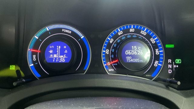 Toyota Auris Hatchback Black #12