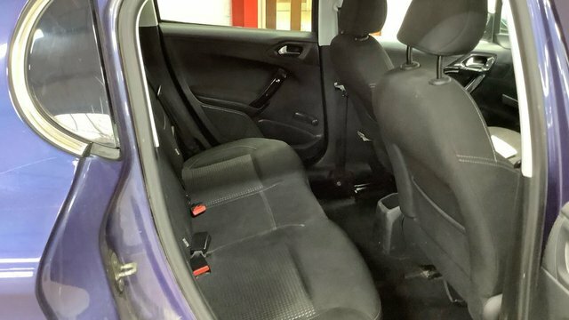 Peugeot 208 Puretech Allure Hatchback Blue #6